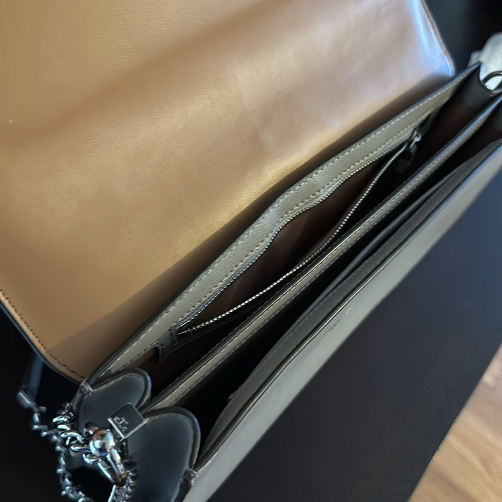 Tory Burch leather shoulder bag - Picture 5 of 9